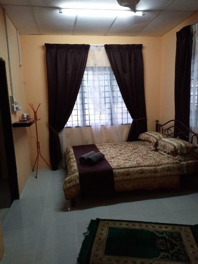 De La Homestay Алор Сетар Екстериор снимка