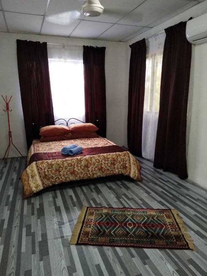 De La Homestay Алор Сетар Екстериор снимка